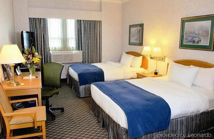 Best Western Plus Carlton Plaza Hotel Victoria