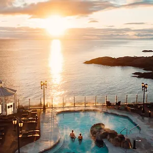 (adults Only) ***** Oak Bay