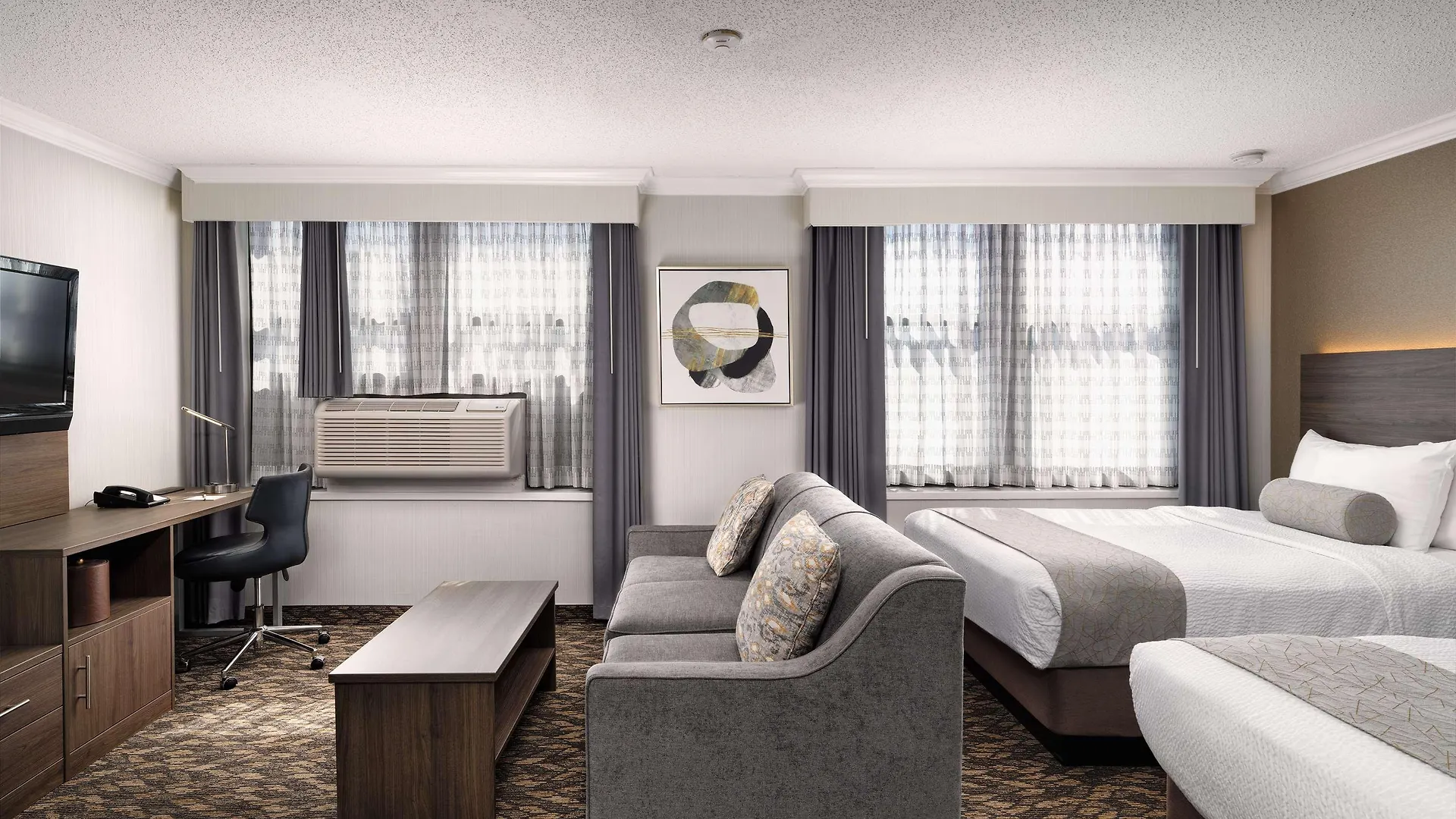 Best Western Plus Carlton Plaza Hotel Victoria